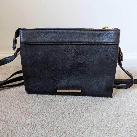 Steve Madden Paityn Faux Leather Crossbody Bag-EUC - Picture 3 of 16